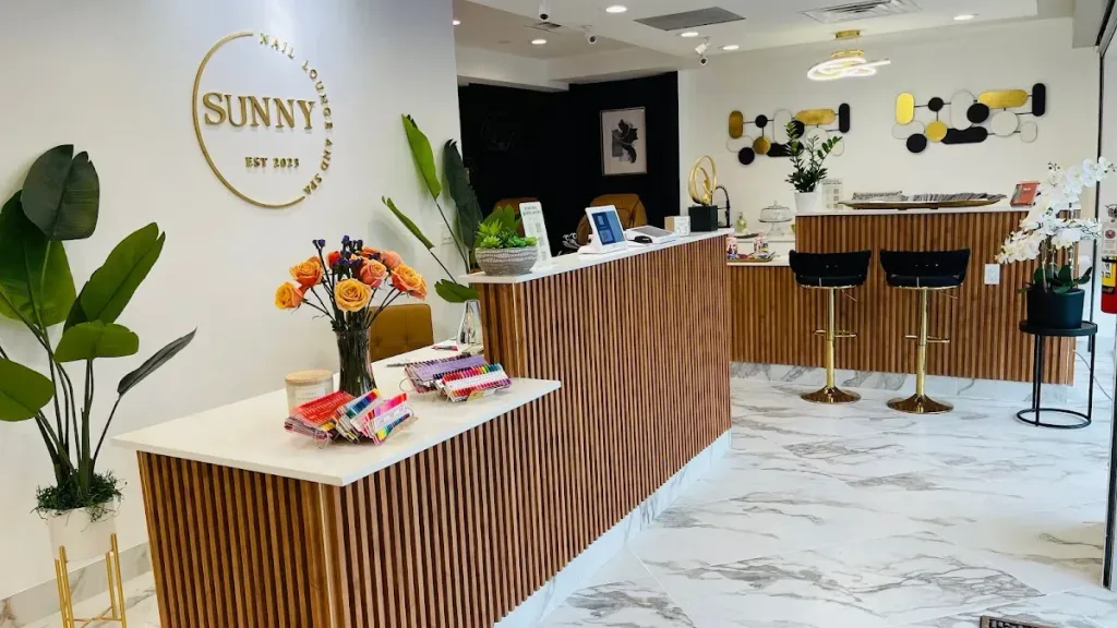 Sunny Nail Lounge and Spa — Nail salon in Lakeland